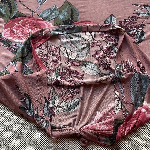 Y2K Vintage Sheer “Night Garden” Floral Top, Circa 2005 - Picture 16 of 16